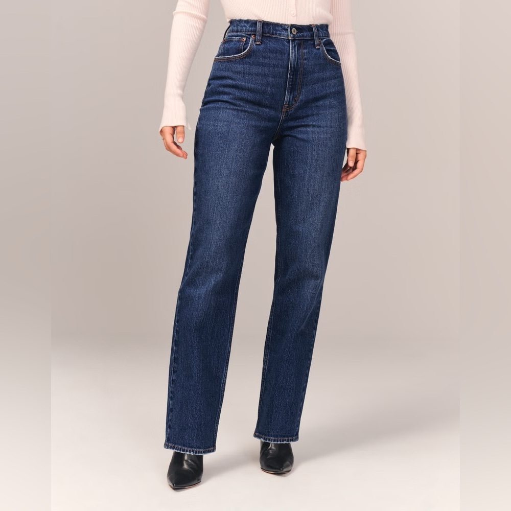 Abercrombie & Fitch Curve Love Ultra High Rise 90s Straight Jean - Picture 2 of 10